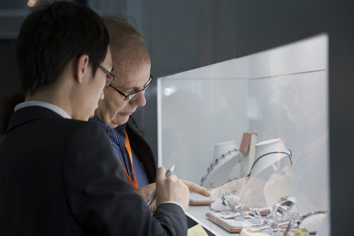 三亿体育手机版